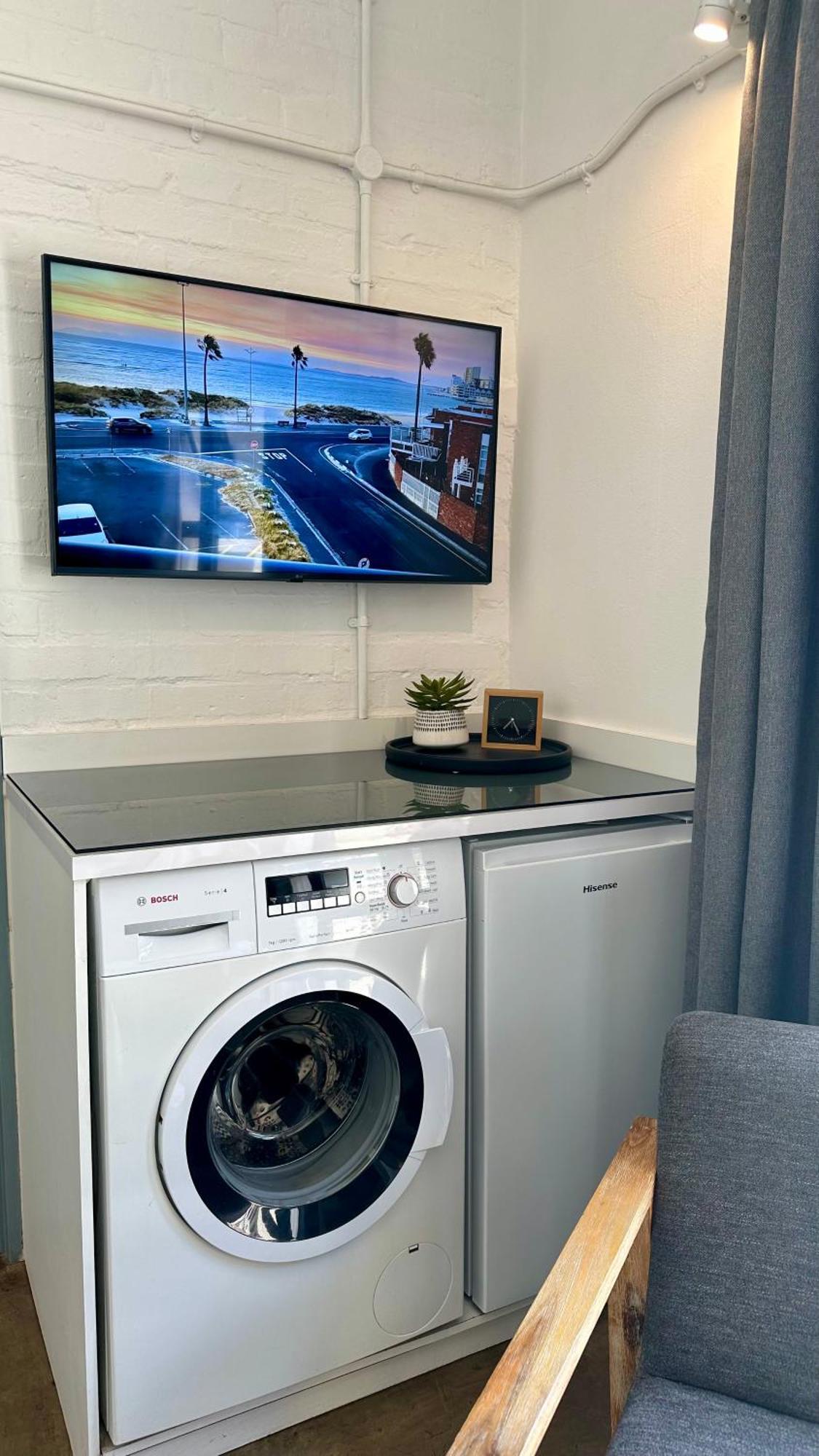 City Living Apartment 119 - Washer, 4K Tv, Fast Wifi, & Sunny Balcony โจฮันเนสเบิร์ก ภายนอก รูปภาพ